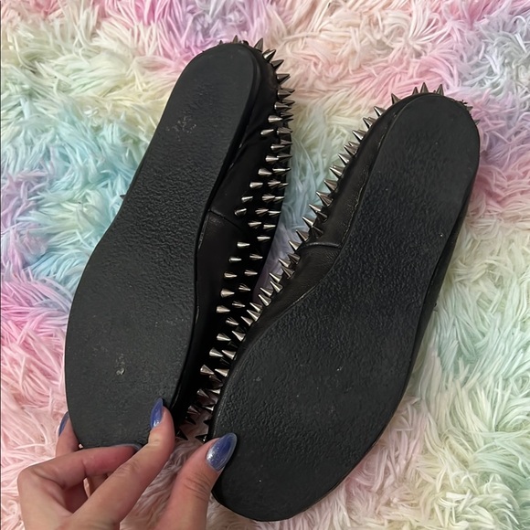 UNIF hellraiser - Picture 6 of 8